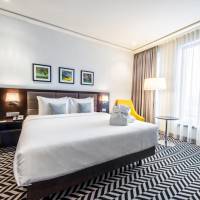 One-Bedroom King Suite