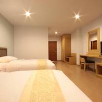 Deluxe Double or Twin Room with Pool View