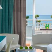 Double or Twin Room with Sea View (2 Adults + 1 Child)