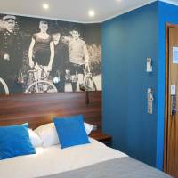 Economy Room with Pool and Gym Access