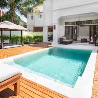 One-Bedroom Duplex Pool Villa Suite