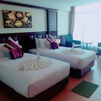 Twin Room with View