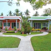Deluxe Bungalow with Garden View