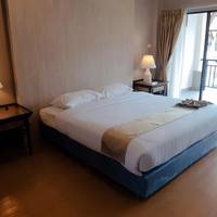 Superior Room with King Bed