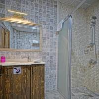Deluxe Double Stone Room