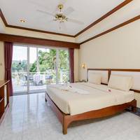 Deluxe Room with Lake View