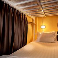 Bed in 6-Bed Mixed Dormitory Room
