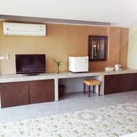 Family Triple Room with view