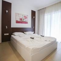 Double or Twin Room with Garden View