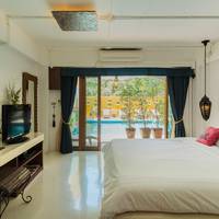 Sleeping Cat Room