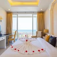 Deluxe Double Room with Balcony and Sea View