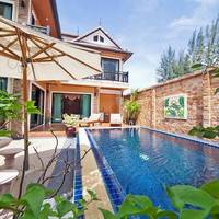 Villa with Private Pool (Three-Bedroom)