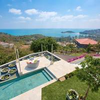 Six-Bedroom Villa 