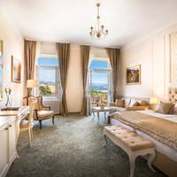 Standard Twin Room with Sofa Bed