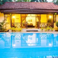 Deluxe Two-Bedroom Bungalow with Pool View 