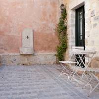 One-Bedroom Apartment (2)