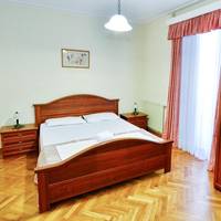 One-Bedroom Apartment (4 Adults)