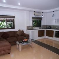 Three-Bedroom House with Private Pool 