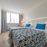Double or twin room with Atrium view 