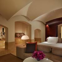 Suite with Private Pool (Adults Only)