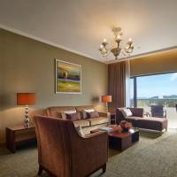 Senator Suite