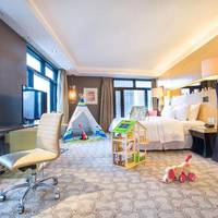 Grand Deluxe King Room