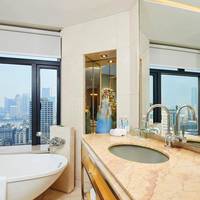 Grand Deluxe Twin Room