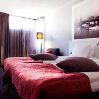 Double Room with Sofa Bed (3 Adults)