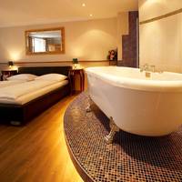 Junior Suite with Hot Tub