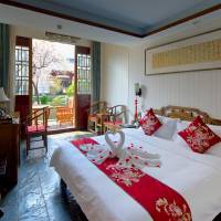 Deluxe Double Room with Garden View