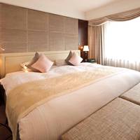 Suite with Complimentary Breakfast - Executive Floor - Non-Smoking