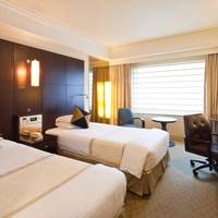 Standard Twin Room with Complimentary Breakfast - Executive Floor - Non-Smoking