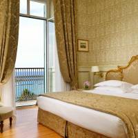 Queen Suite with Sea View with Balcony