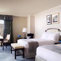 Deluxe Room, Guest room, 2 Queen, City view, Corner room