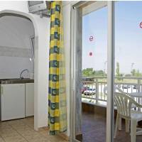 Studio (3 Adults)