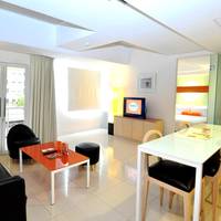 One-Bedroom HARRIS Residence