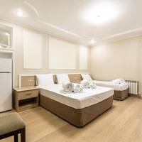 Comfort Triple Room