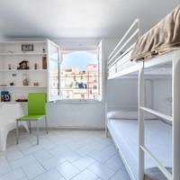 Bed in 8-Bed Mixed Dormitory Room