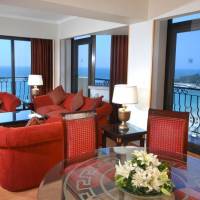 Presidential Suite, 1 King, Seafront, High floor, Balcony