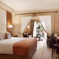 Junior Suite with Pool View