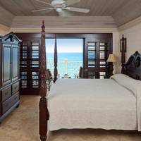 One-Bedroom King Suite with Ocean View