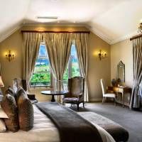 Honeymoon Suite - Lake View
