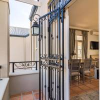 Two Bedroom Villa - Mountain View