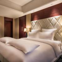 Deluxe Executive King Room with Lounge Access