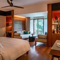 Staycation Package: Canopy Deluxe King or Twin [Malaysia Residents]