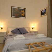 Queen Room with Garden View and Private External Bathroom
