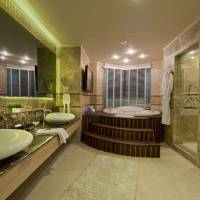 King Suite with Sea View