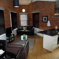 Apartment (4 Adults)