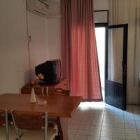 Two-Bedroom Apartment (4-6 Adults)