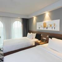 Twin Room with City View